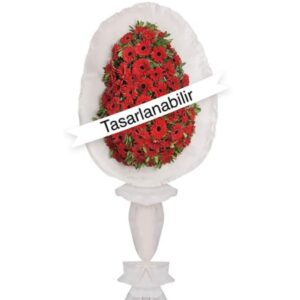 Kırmızı Gerberalarla Hazırlanmış Tek Katlı Çelenk