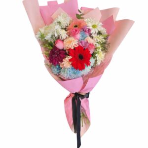 SEVGİLİYE ÖZEL KARIŞIK ÇİÇEK BUKETİ